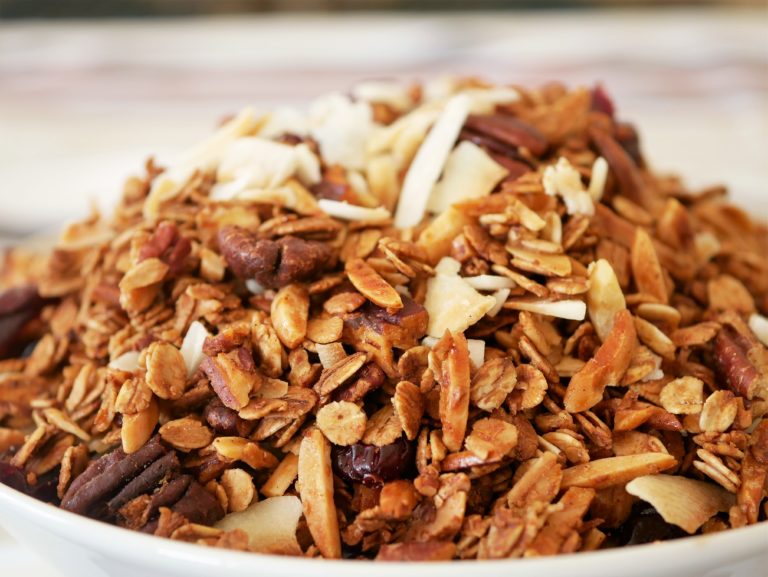 Chai granola