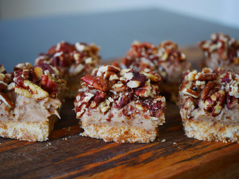 Vegan pecan pie