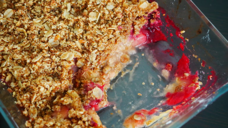 Peachy plum crumble