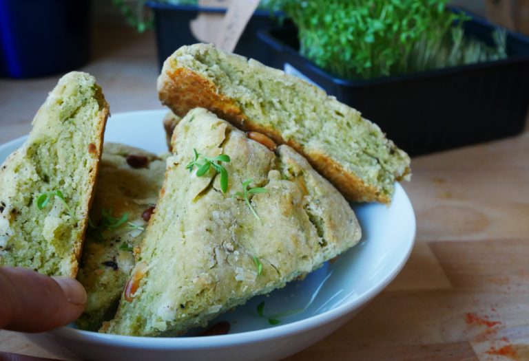 Basil cheddar scones